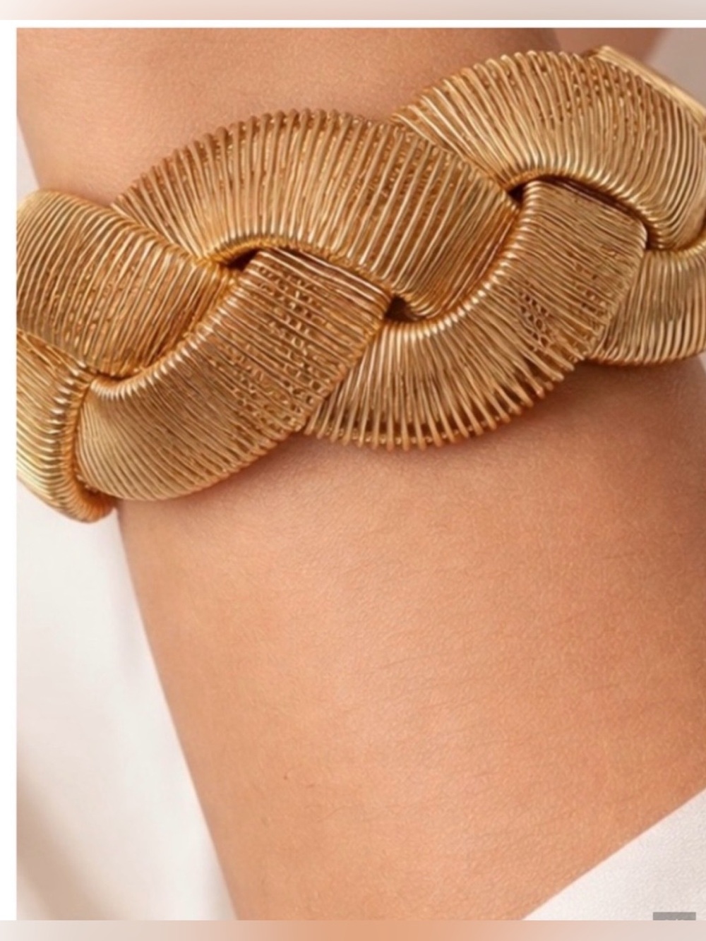 The Plunder Design Sophia Stretch Bracelet Gold Tone NWOT